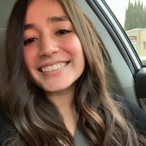 Meet your Posher, Isabella